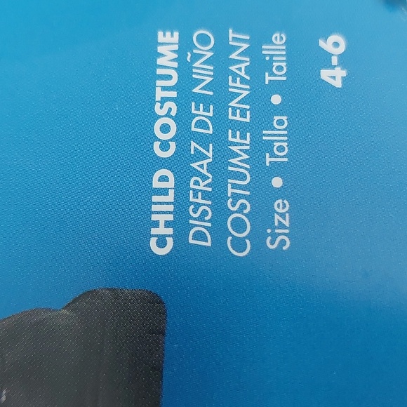 DEBONAIR VAMPIRE Child Deluxe Costume - NIB - Picture 5 of 8